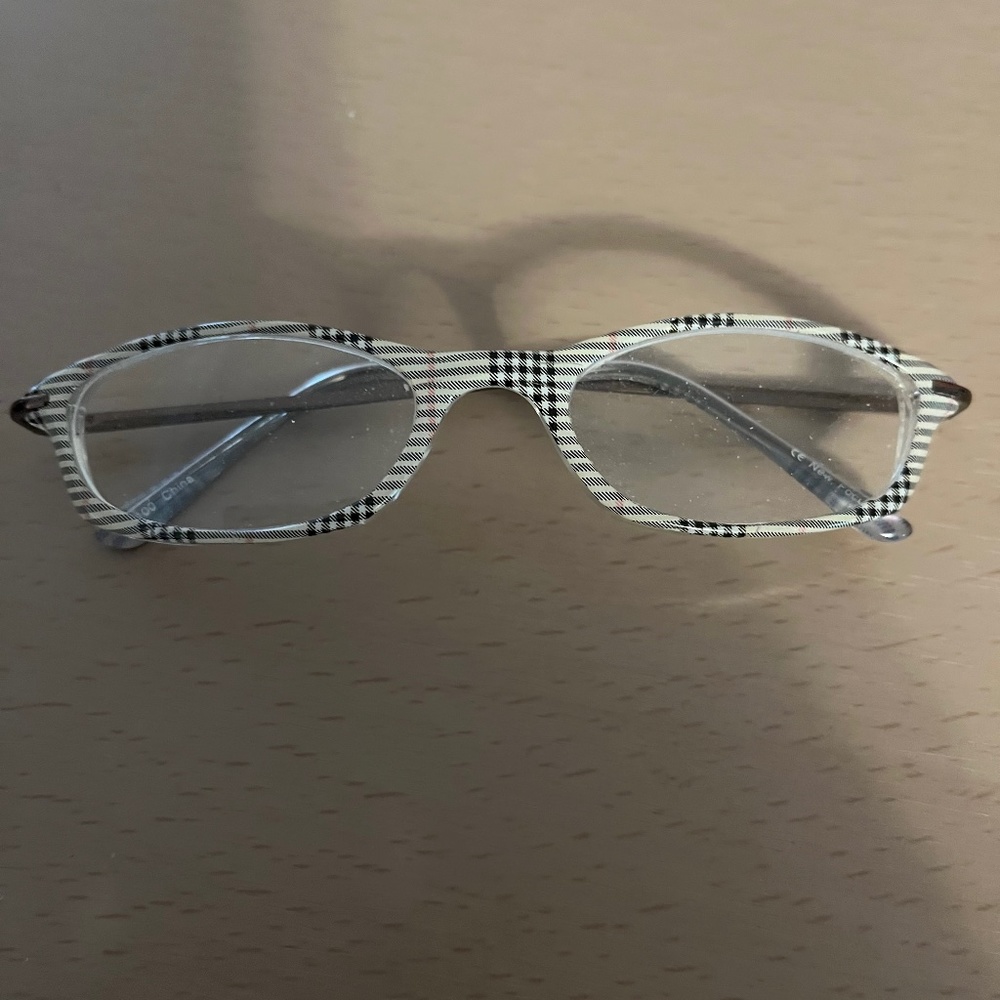 Readers + 1.00 made in china.  Burberry plaid print